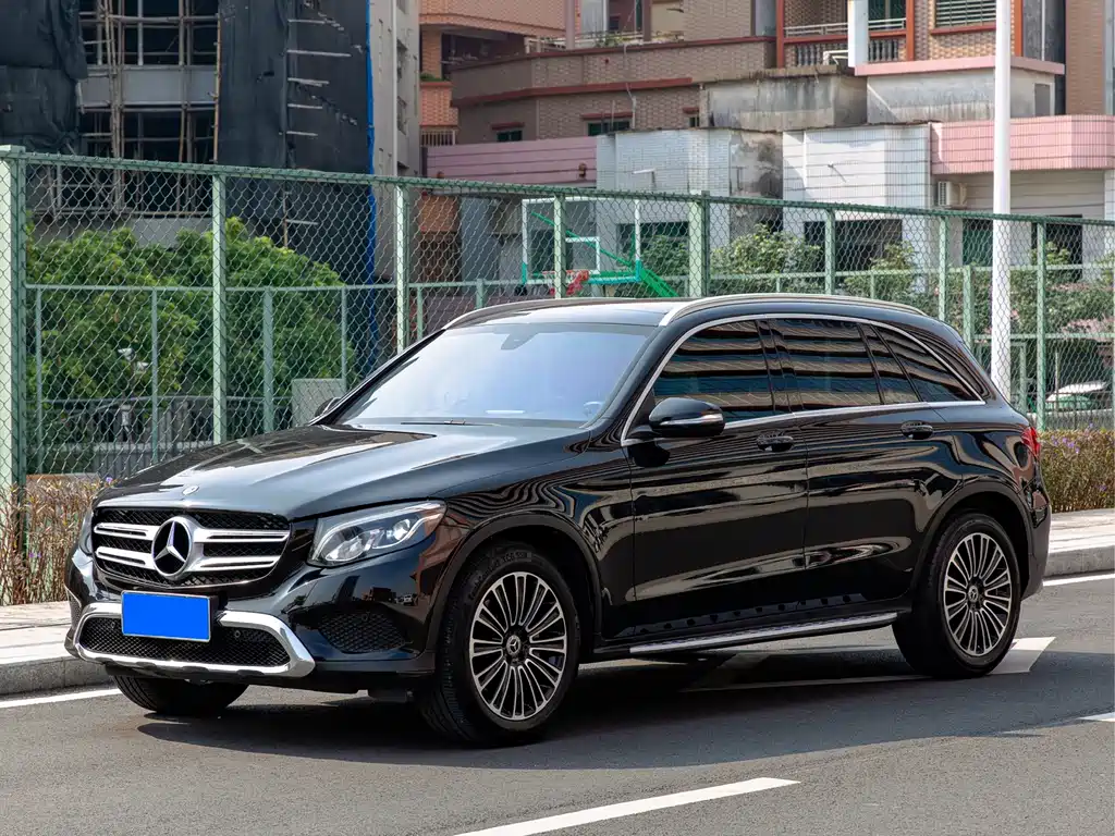 MERCEDES-BENZ GLC