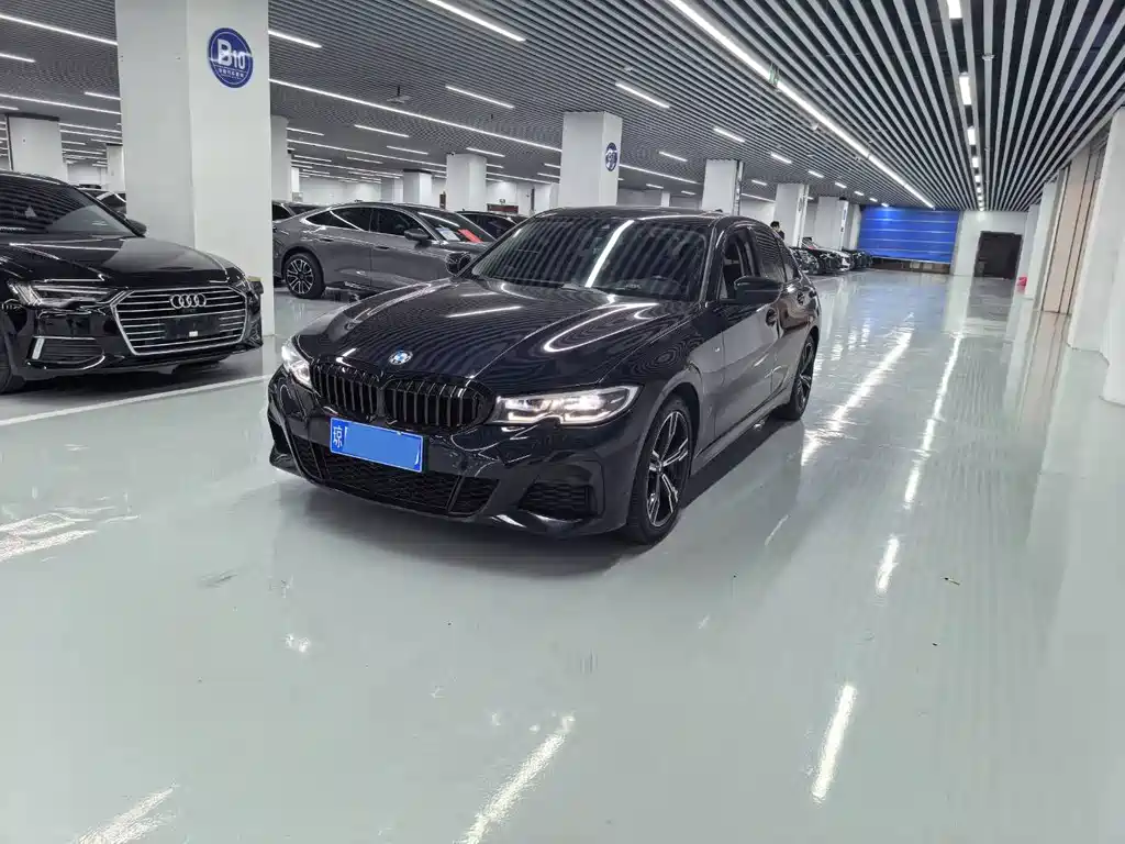 BMW 3 Series 2021