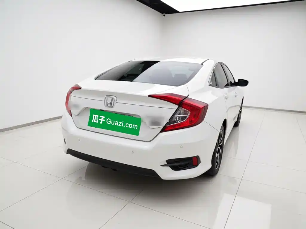 Honda Civic — миниатюра 4