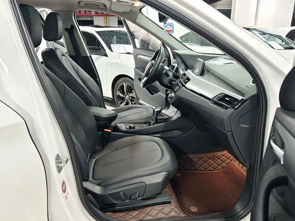 BMW X1 — миниатюра 9
