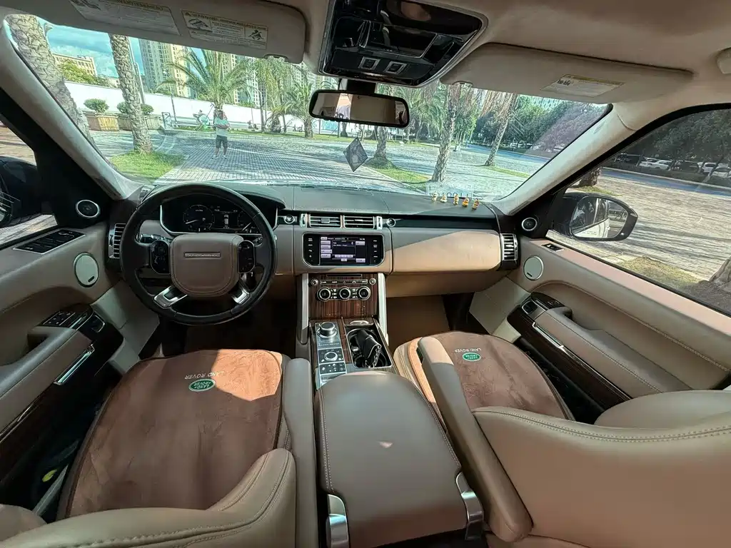 Land Rover Range Rover — миниатюра 5