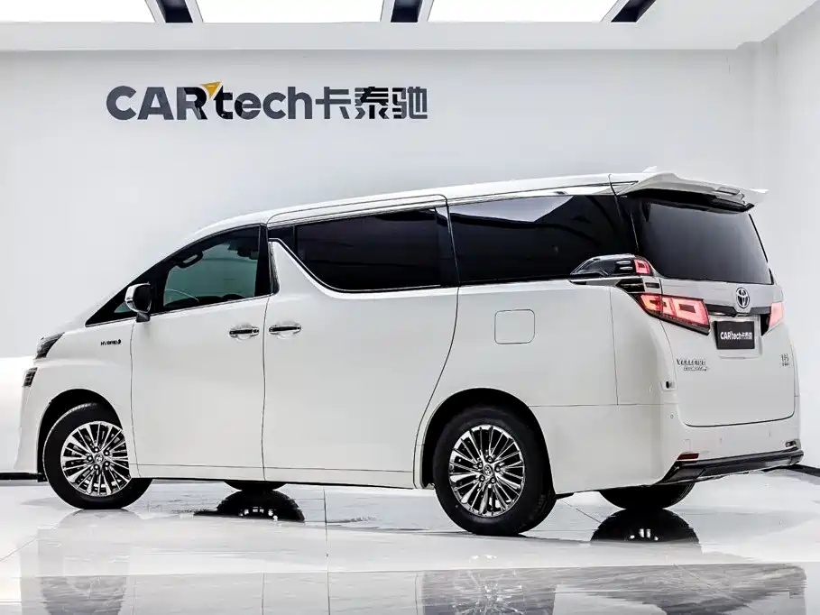 Toyota Vellfire — миниатюра 4