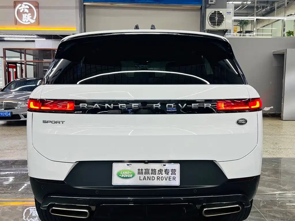 Land Rover Range Rover Sport 2023 360PS S