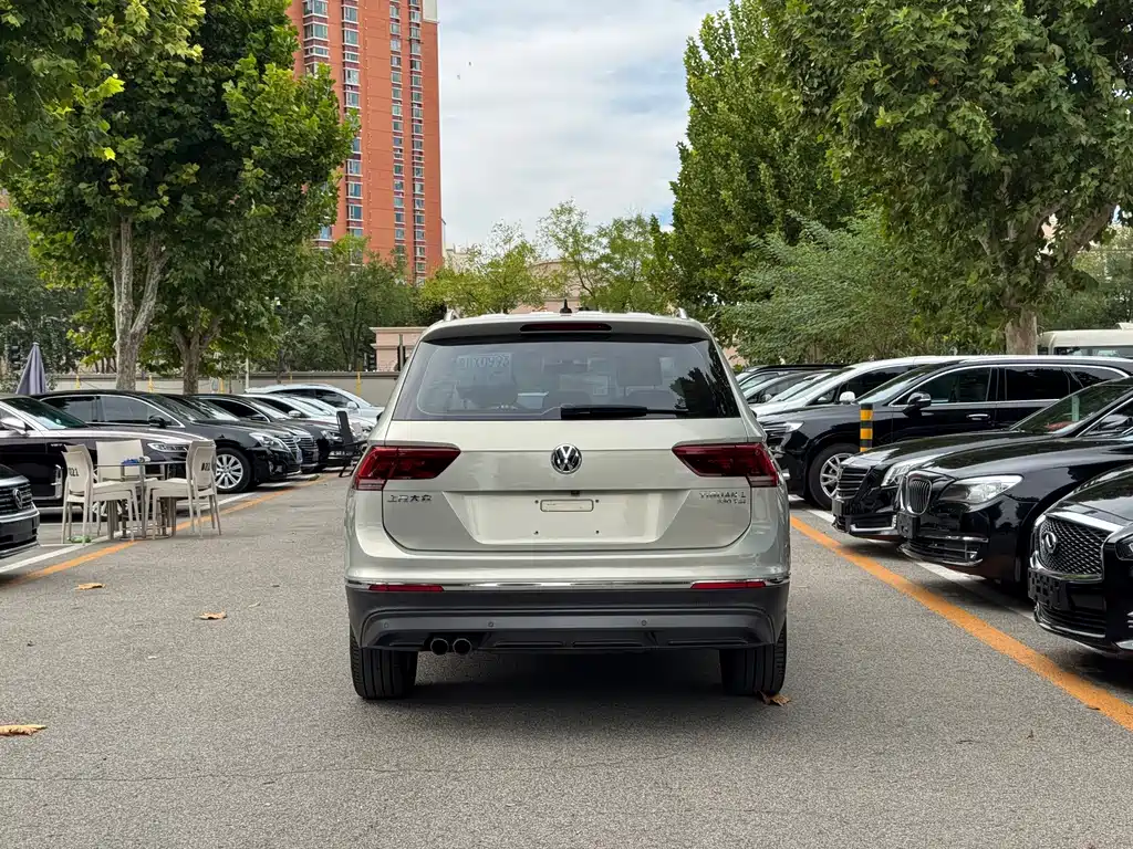 Volkswagen Tiguan L — миниатюра 4