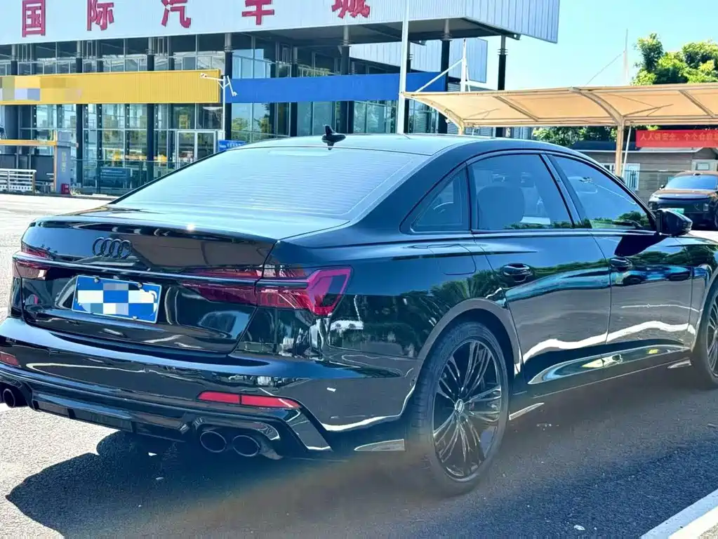 Audi A6L — миниатюра 9