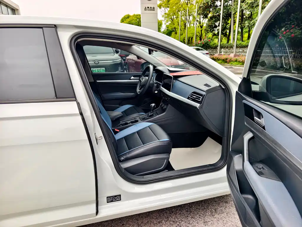 Volkswagen Lavida 2023 1.5L AT