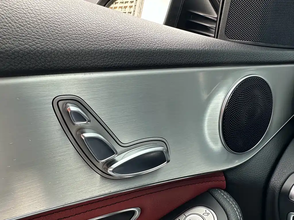 Mercedes-Benz C-Class — миниатюра 20