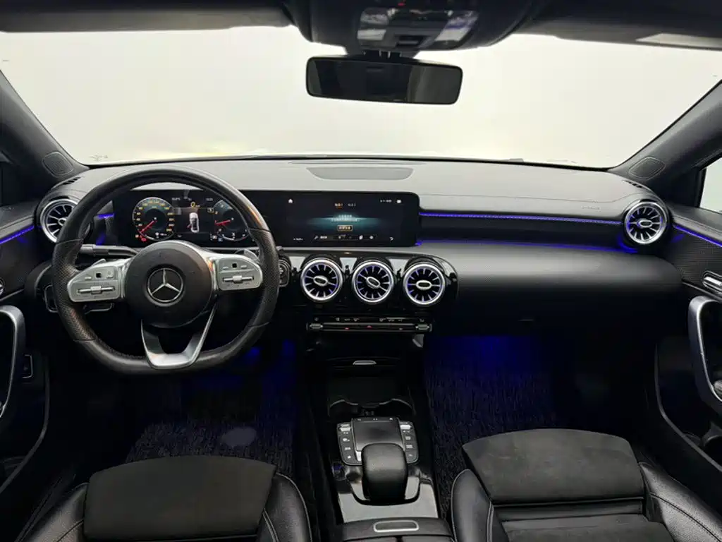 Mercedes-Benz A-Class — миниатюра 14