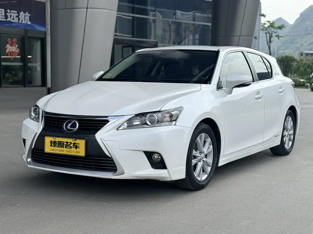 Lexus CT