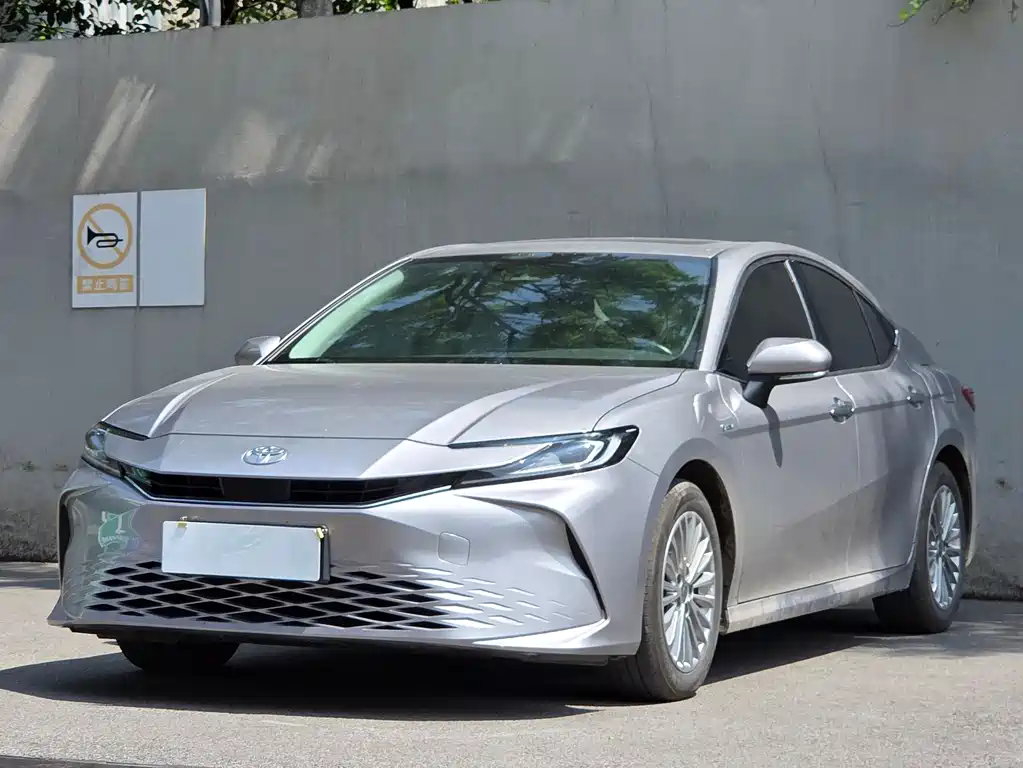 Toyota Camry 2024