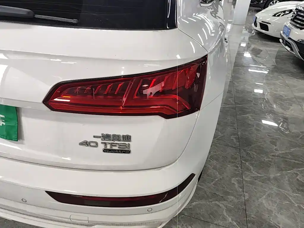 Audi Q5L — миниатюра 23