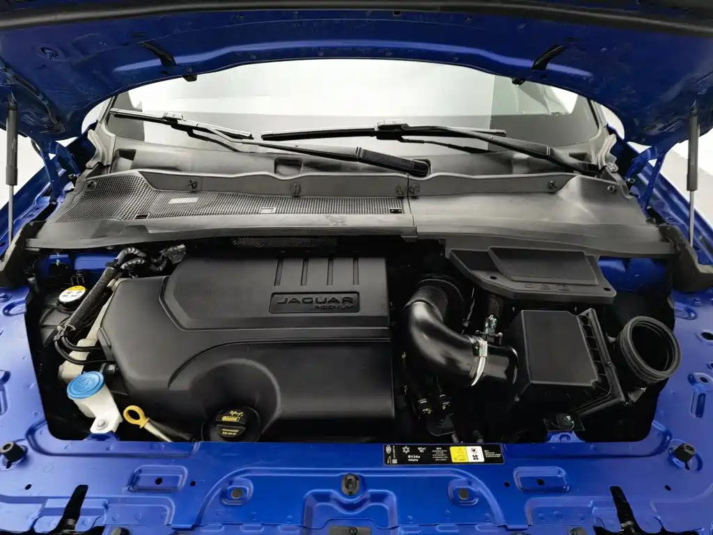Jaguar E-PACE — миниатюра 6