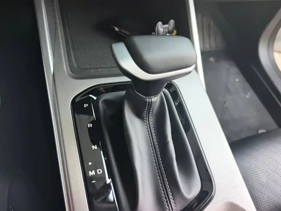 Geely Emgrand — миниатюра 16