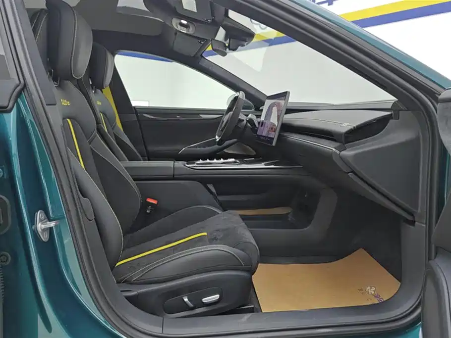 XIAOMI CAR XIAOMI SU7 ULTRA