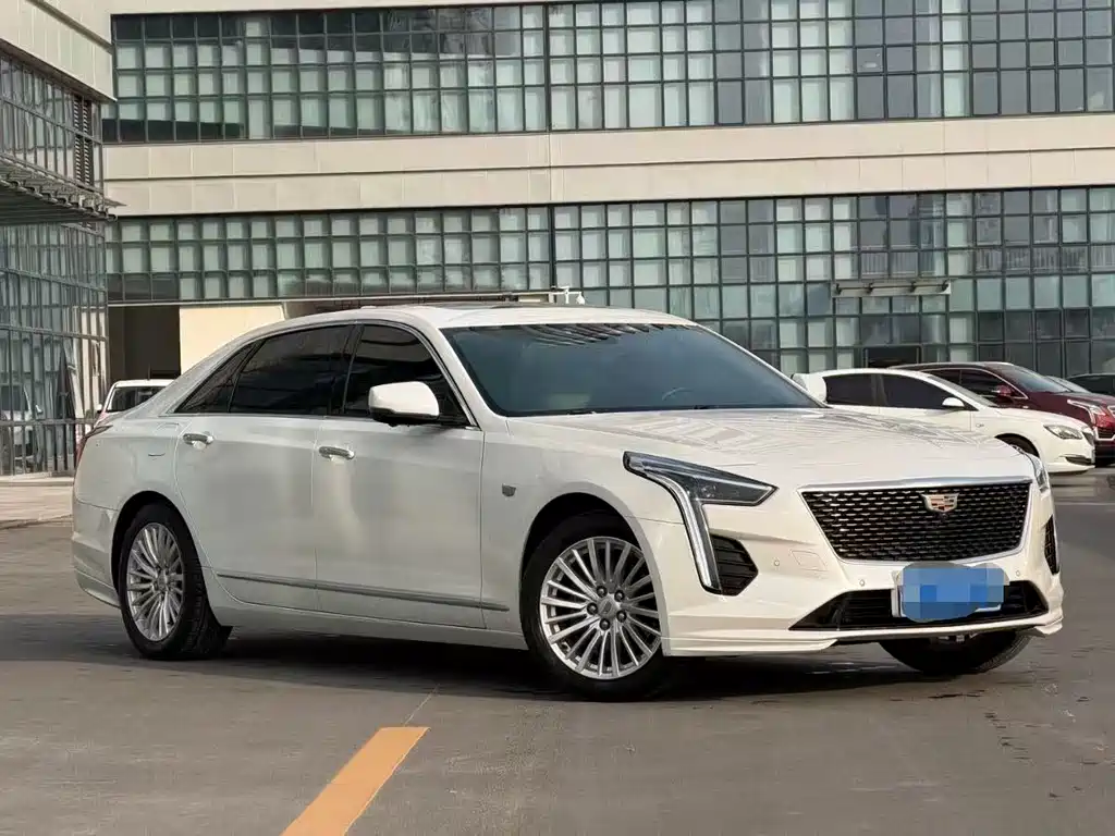 CADILLAC CT6