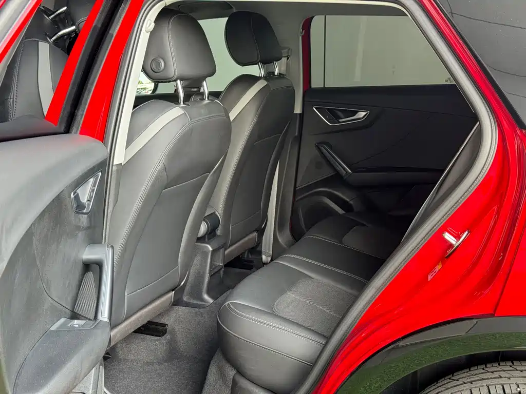 Audi Q2L — миниатюра 6
