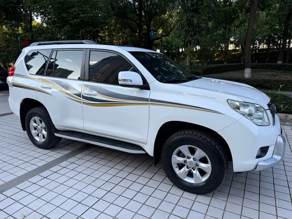Toyota Prado — миниатюра 12