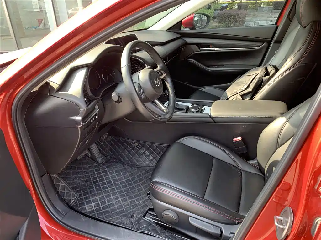 Mazda 3 Axela — миниатюра 4