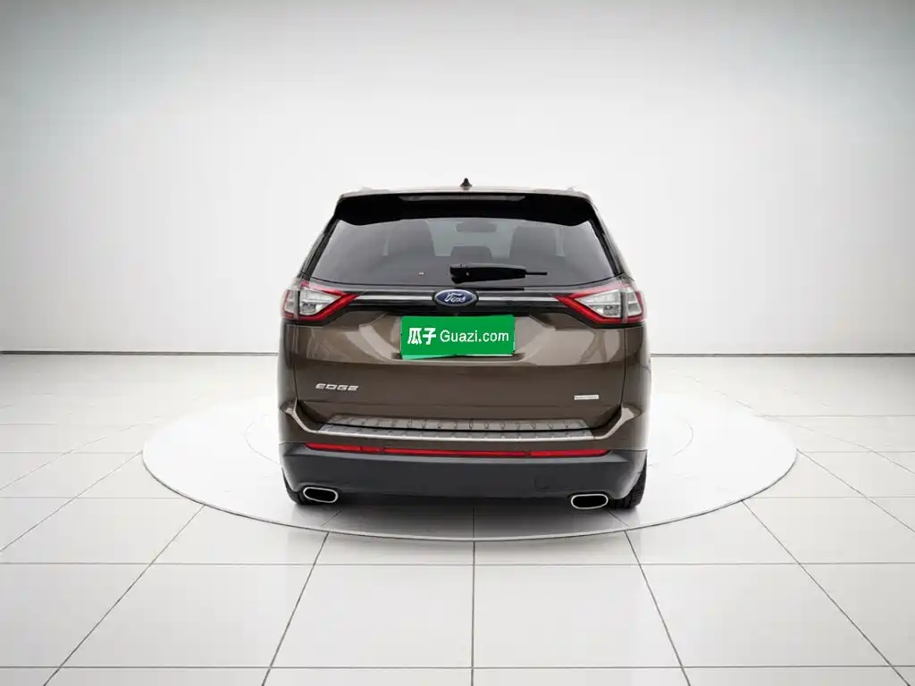 Ford Edge — миниатюра 5