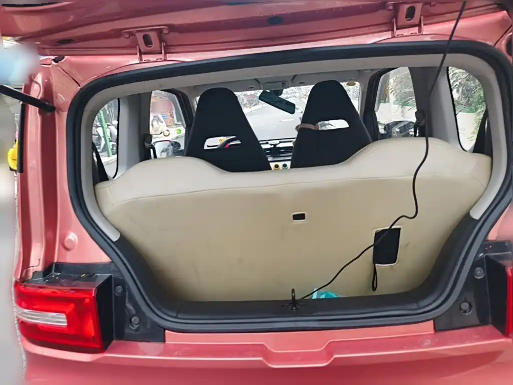 Wuling MINIEV — миниатюра 20