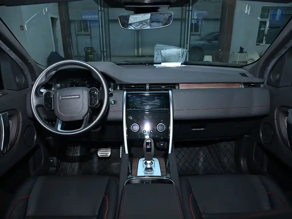 LAND ROVER DISCOVER SPORTS