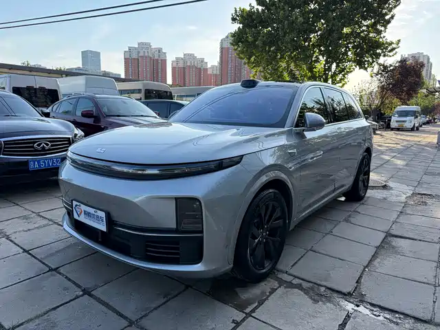 IDEAL CAR IDEAL L7 2023