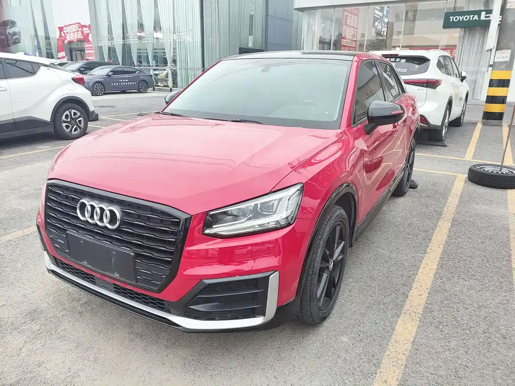 Audi Q2L