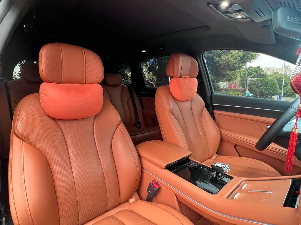 AITO ASK THE WORLD M7