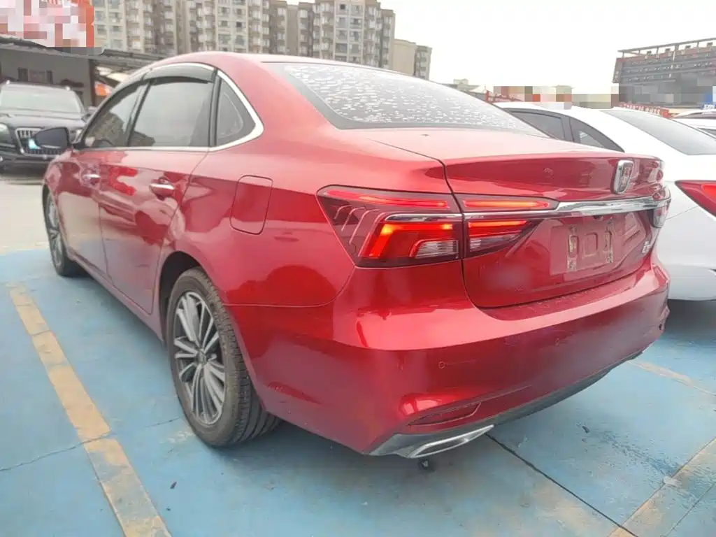 Roewe i6 Classic — миниатюра 5