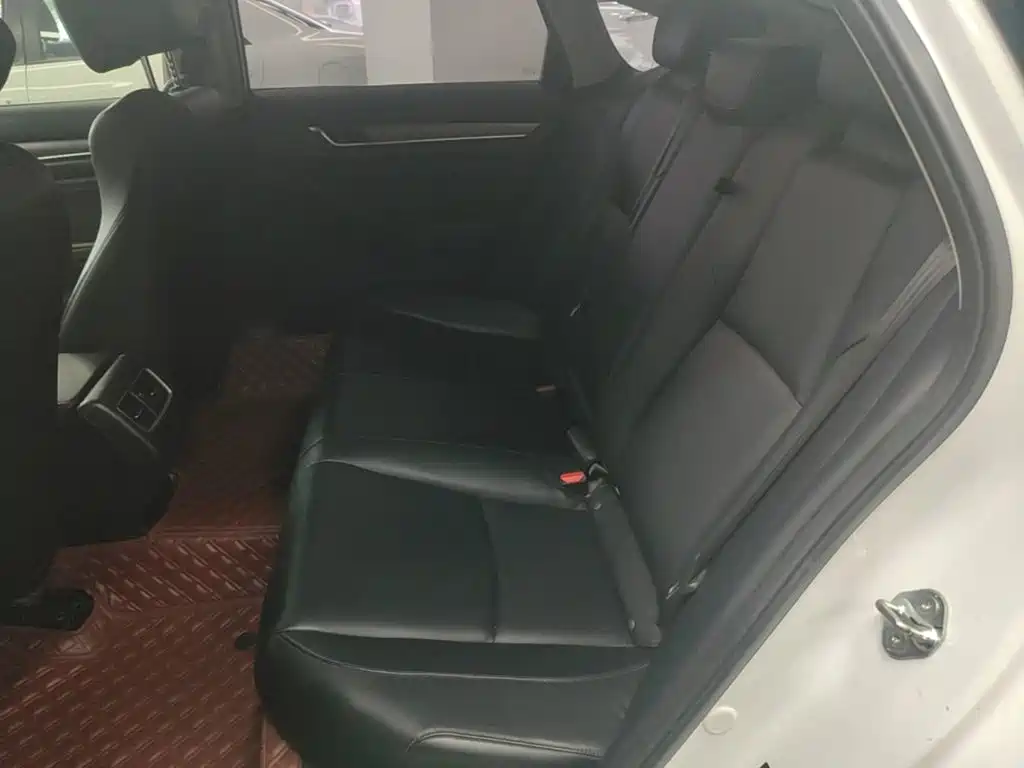 Honda Accord — миниатюра 17