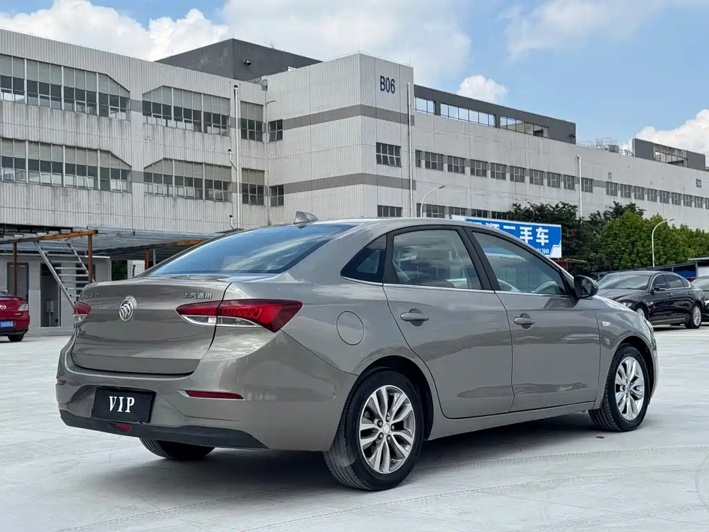 Buick Excelle — миниатюра 5