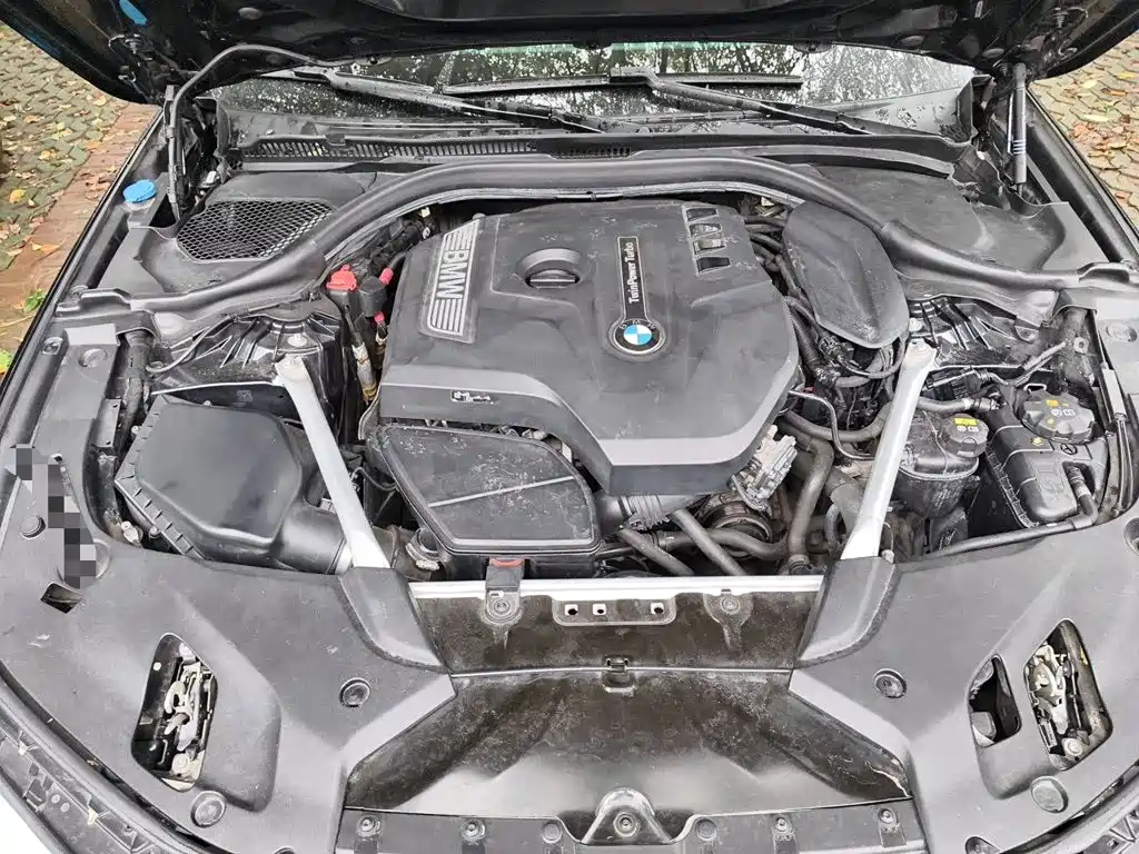BMW 5 Series — миниатюра 21