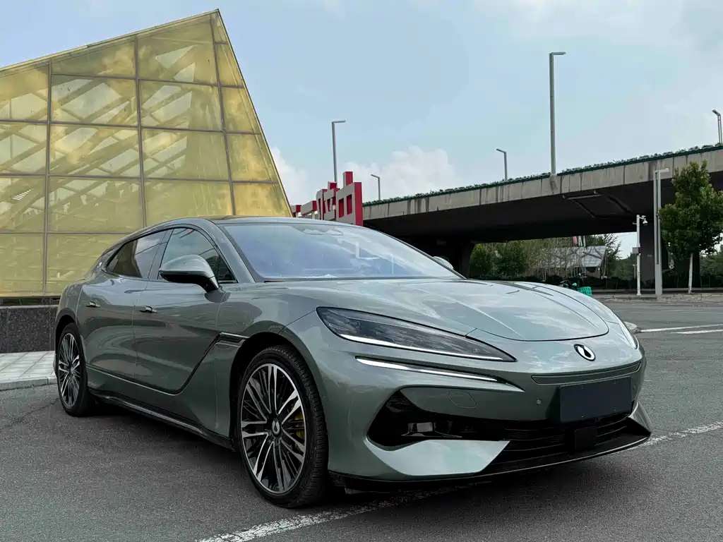 Denza Denza Z9GT — миниатюра 3