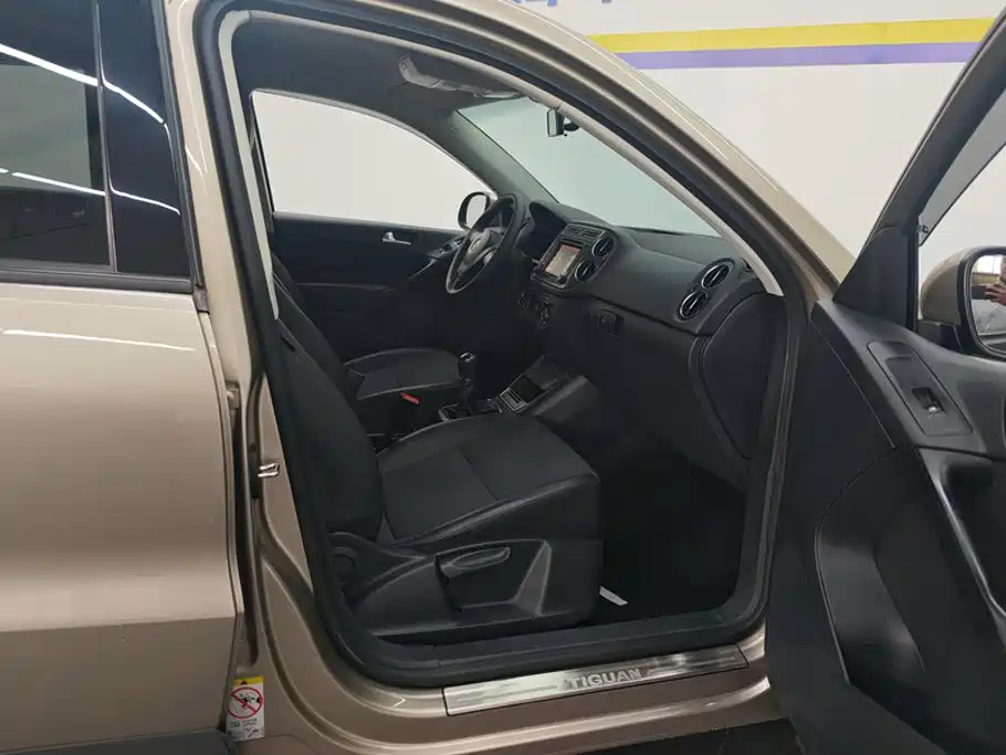 Volkswagen Tiguan — миниатюра 8