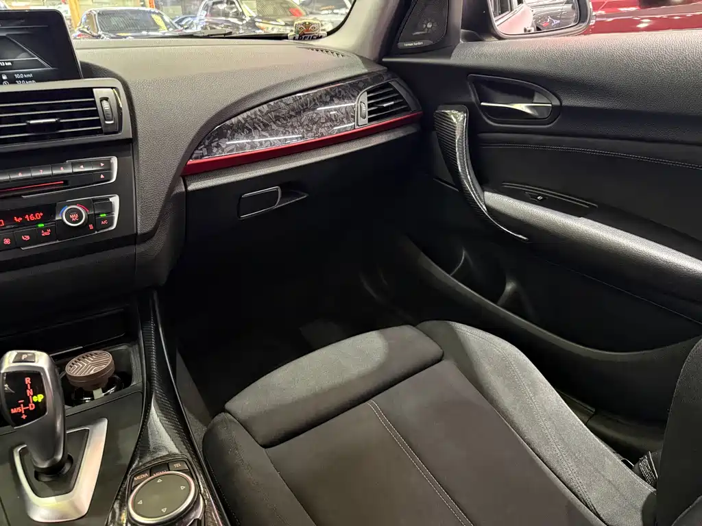BMW 1 Series (Import) — миниатюра 21