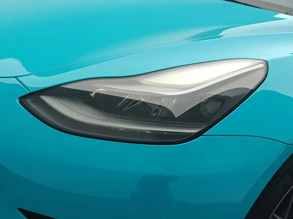 Tesla Model 3 2021 — фото 14