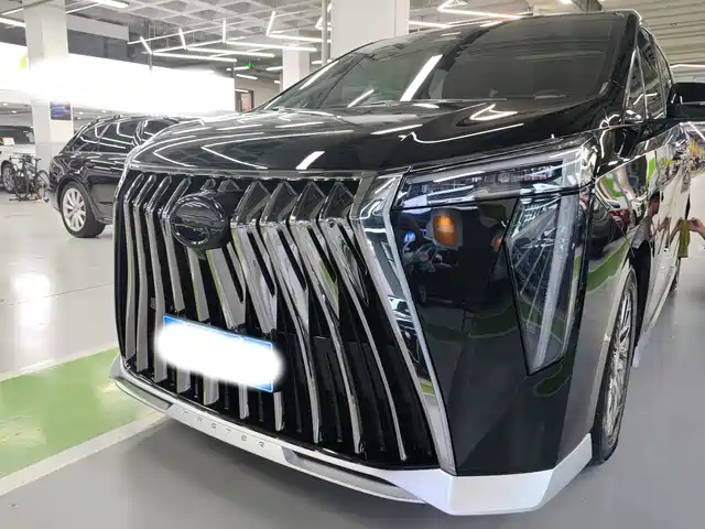 GAC TRUMPCHI M8 2023