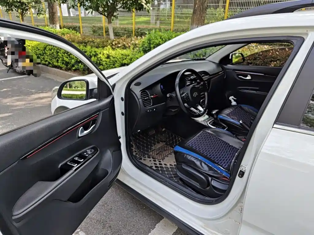 Kia KX Cross — миниатюра 17