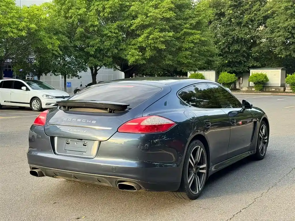 Porsche Panamera 2010 Panamera 3.6L