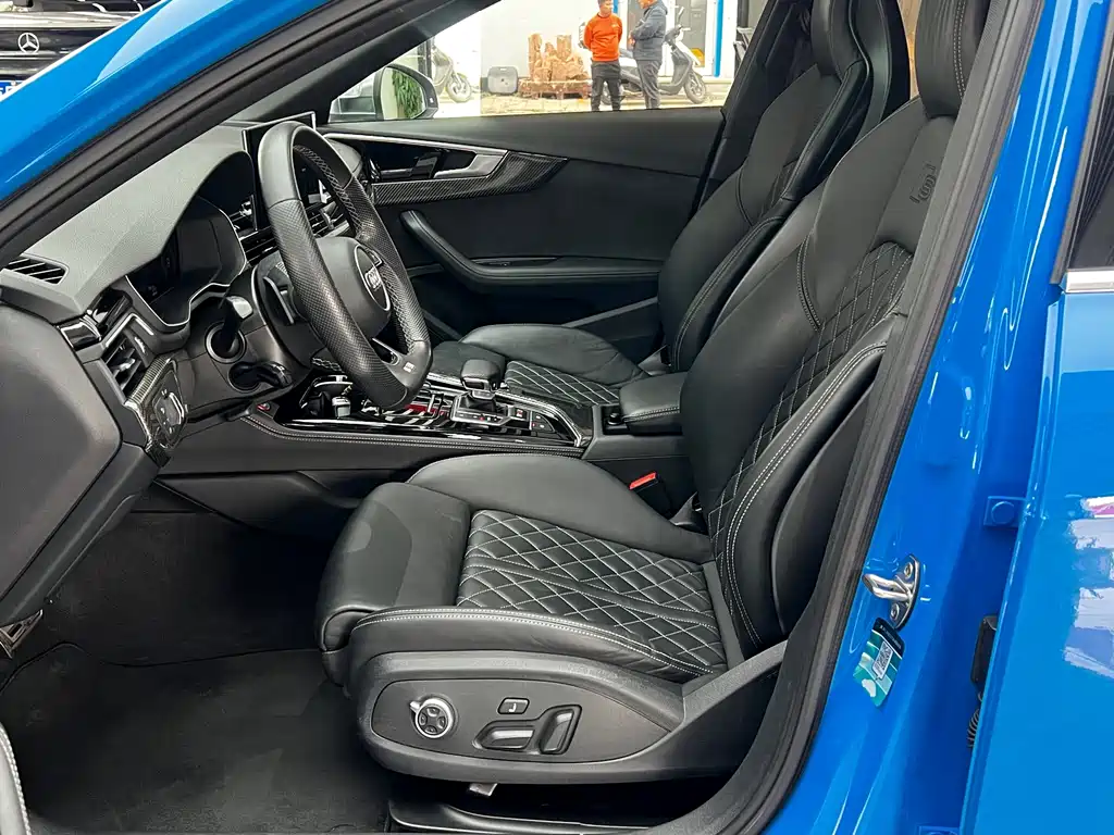Audi S4 — миниатюра 12