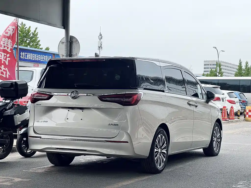 Buick GL8 2022 ES 653T Luxury