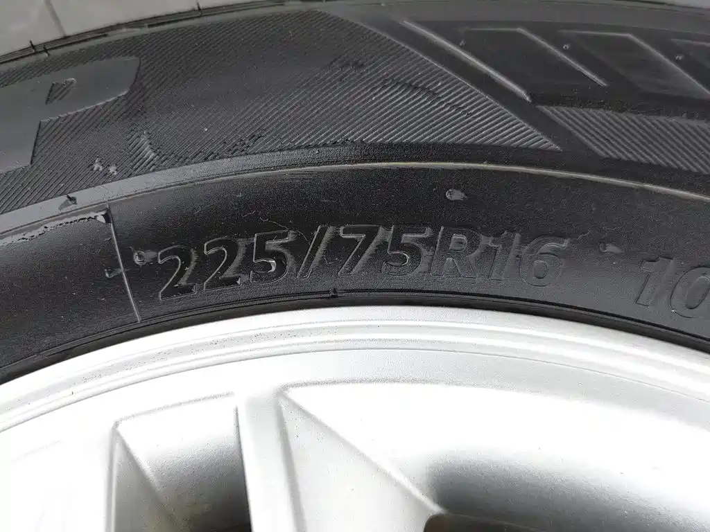 Roewe W5 — миниатюра 24