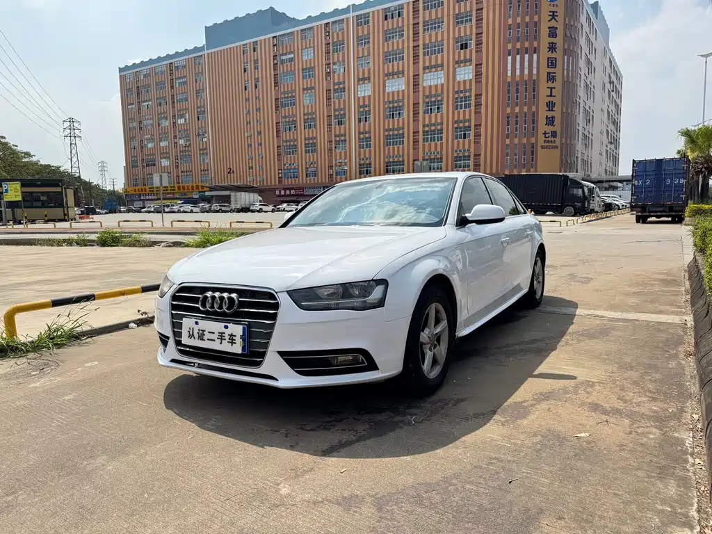 Audi A4L 2014