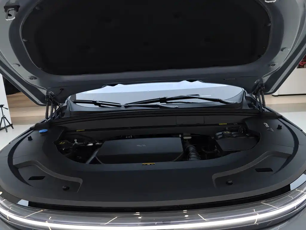 Li Auto Li L7 — миниатюра 21