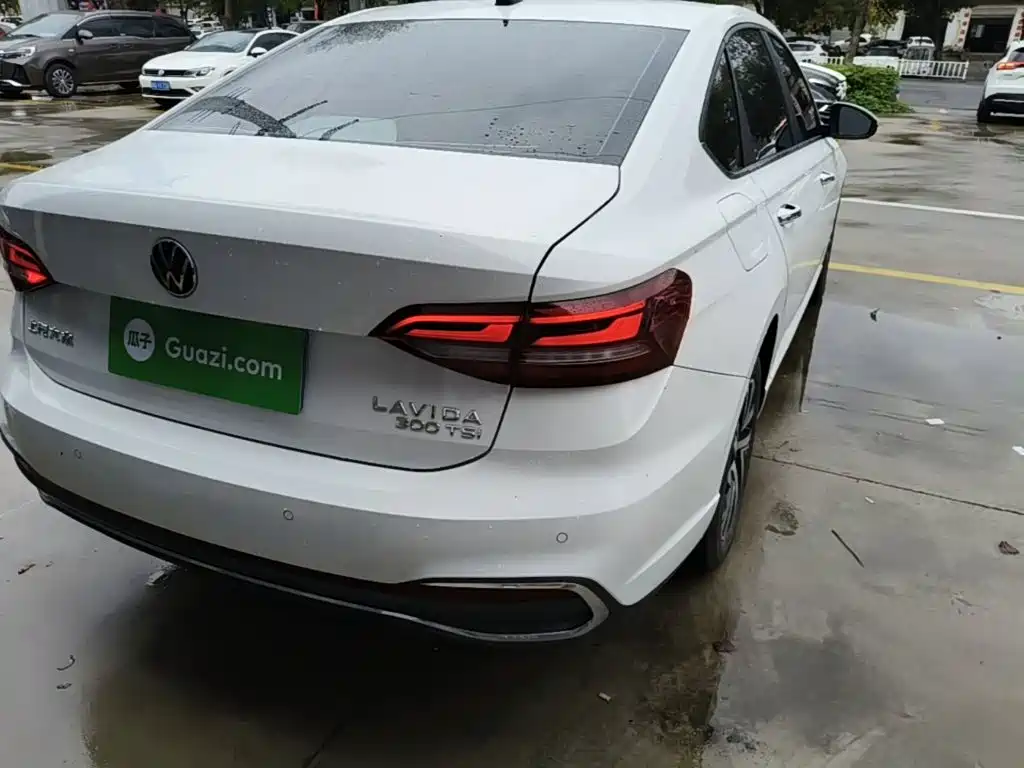Volkswagen Lavida — миниатюра 8
