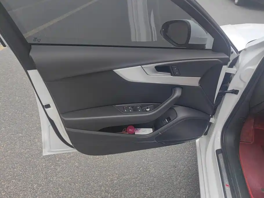Audi A4L — миниатюра 7