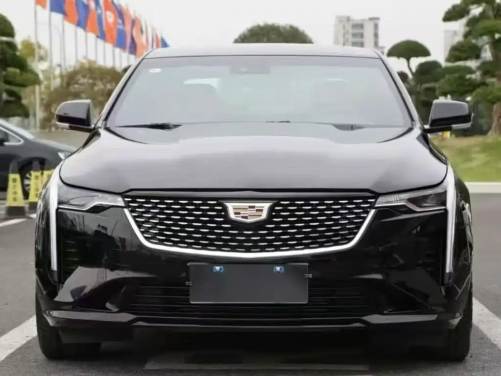 CADILLAC CT4