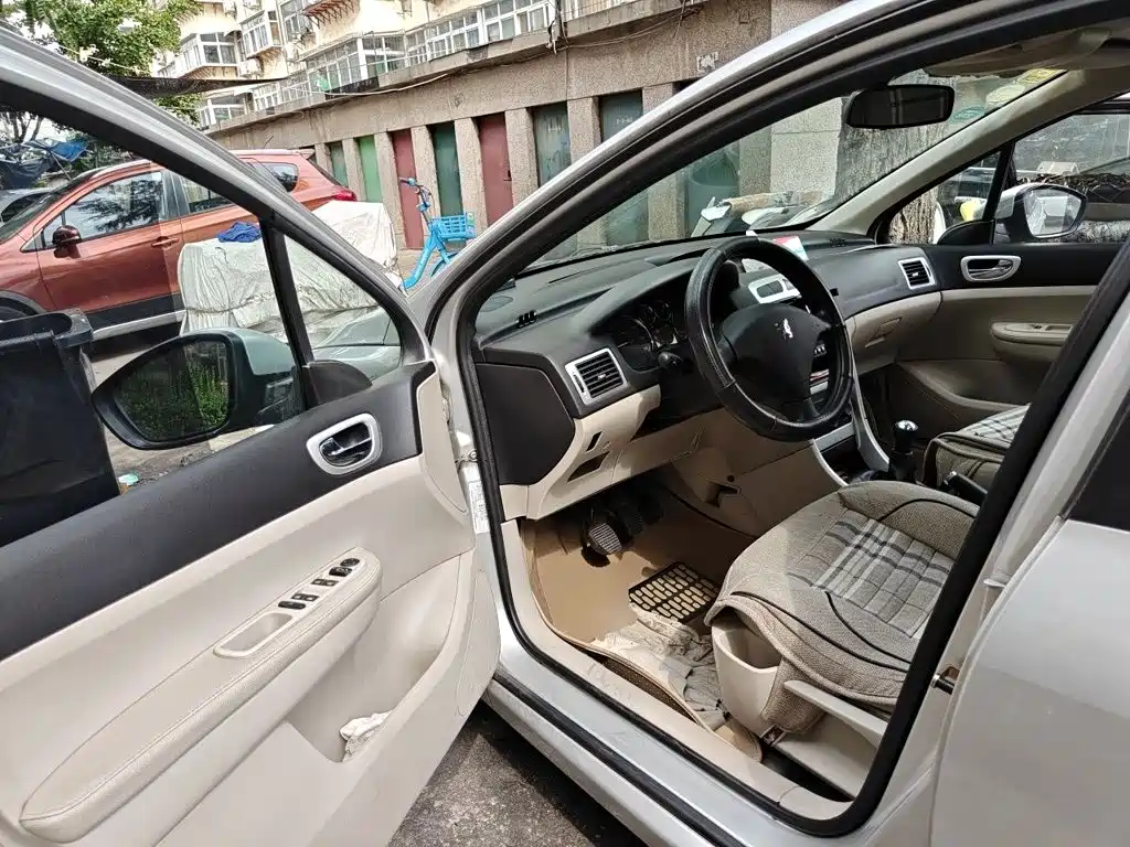 Peugeot 307 — миниатюра 12