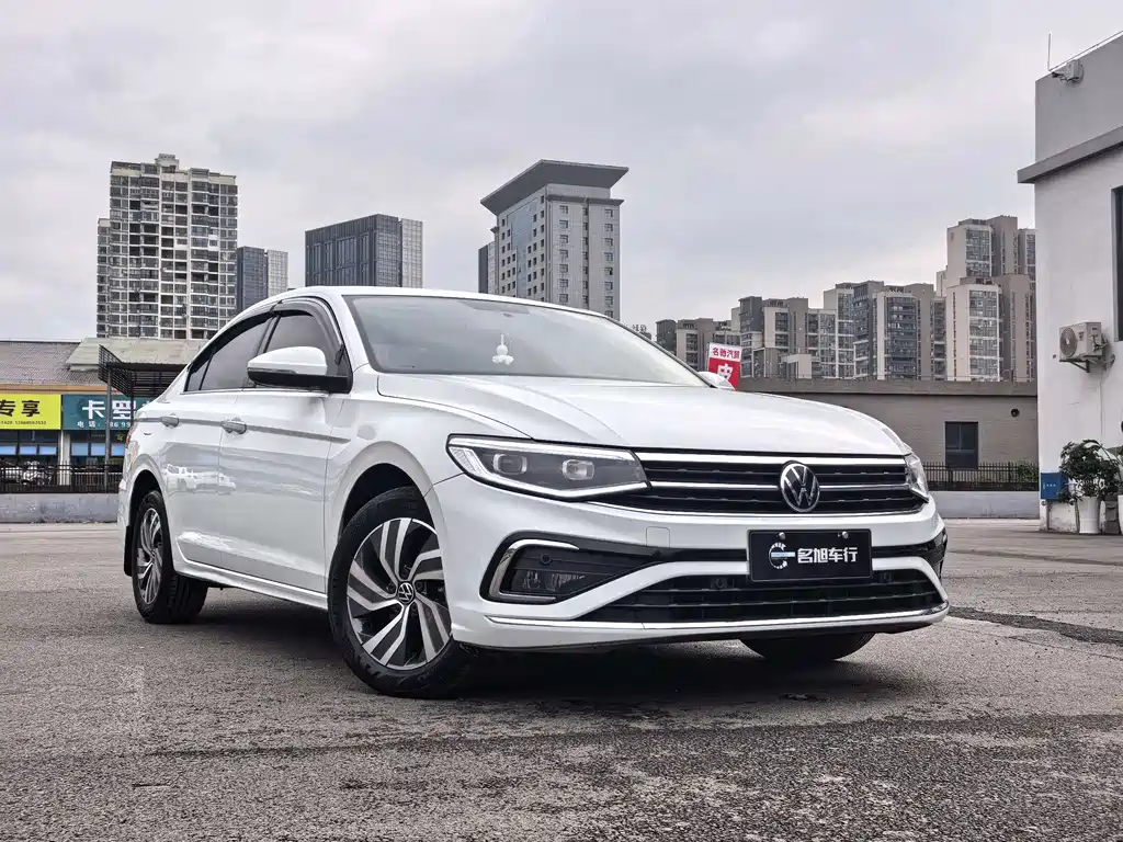 Volkswagen Bora 2023