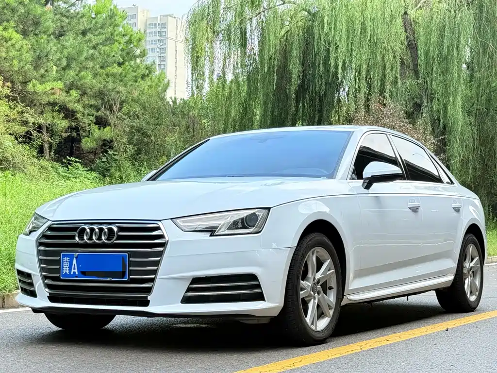 Audi A4L 2017 40 TFSI
